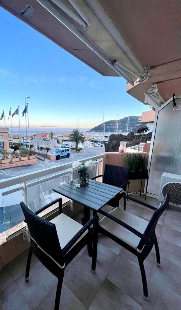 Riviera Beach Hotel Mandelieu 外观 照片