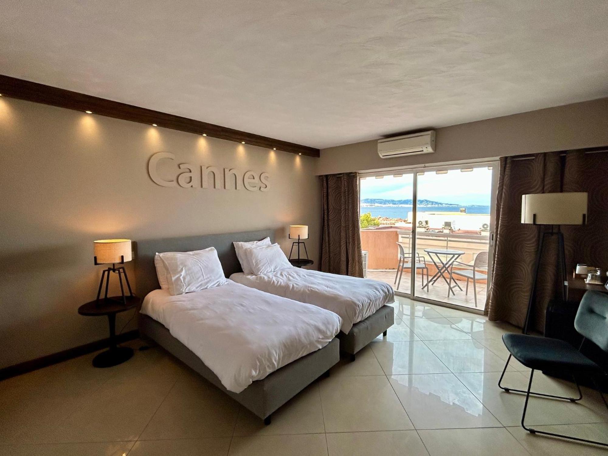 Riviera Beach Hotel Mandelieu 外观 照片